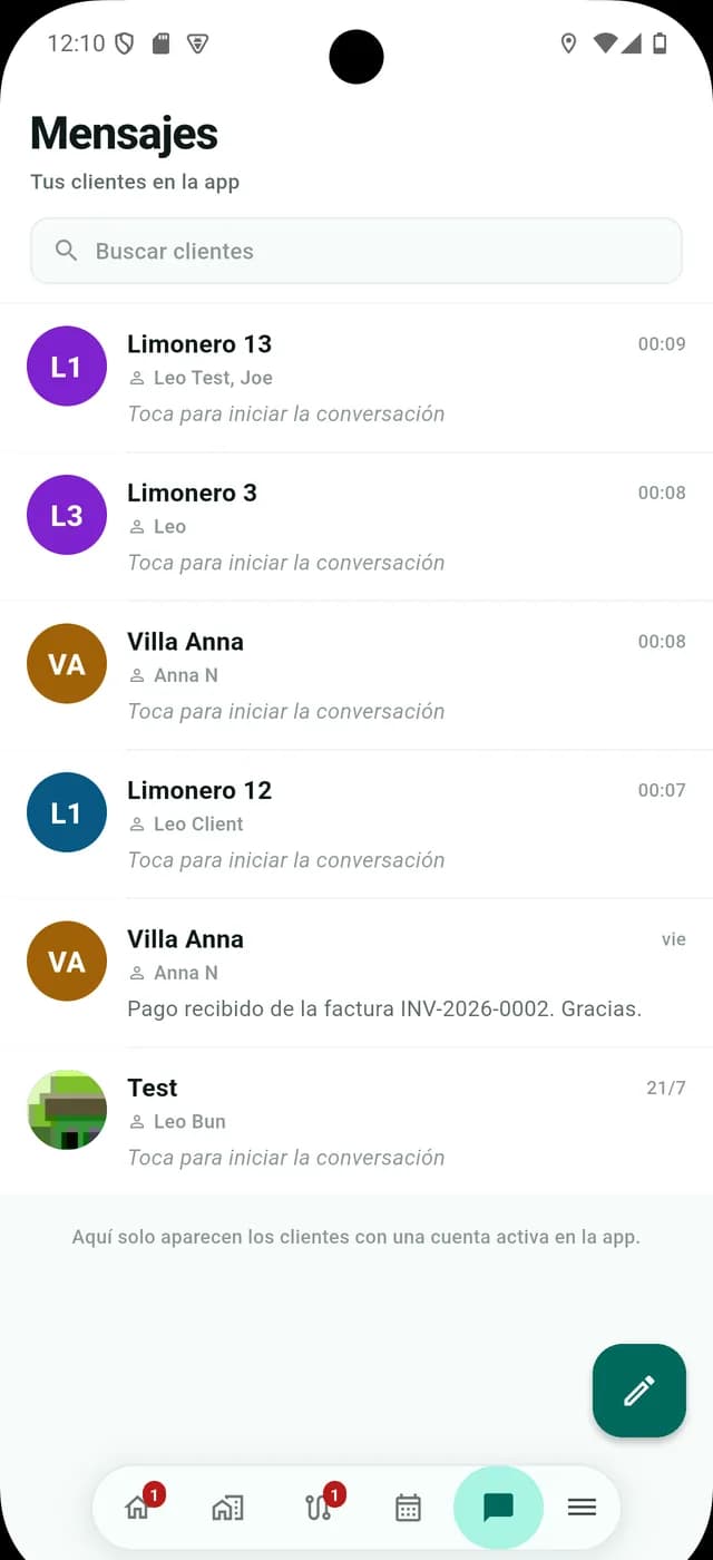 Los mensajes con cada cliente, desde la app.